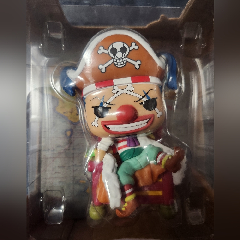 Funko Pop Deluxe Buggy the Clown Figure - Red, Blue, Brown - Picture 2 of 4